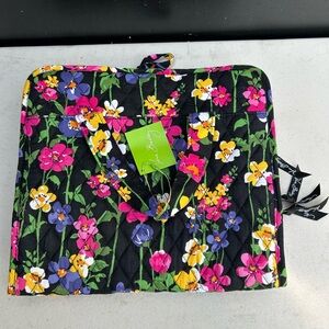 SOLD New Vera Bradley Wildflower Garden Hanging Travel Organizer Bag